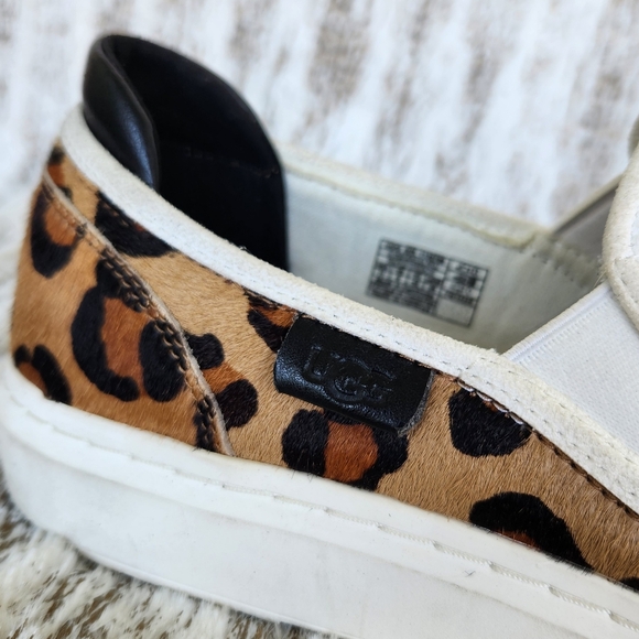 UGG "Alameda Spotty" Slip On Shoe Leopard Print Cheetah Print | Women's Size 11 - Picture 7 of 13